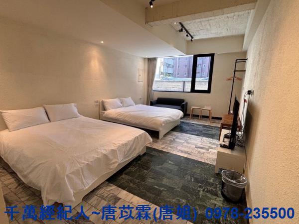 中西區透天-12